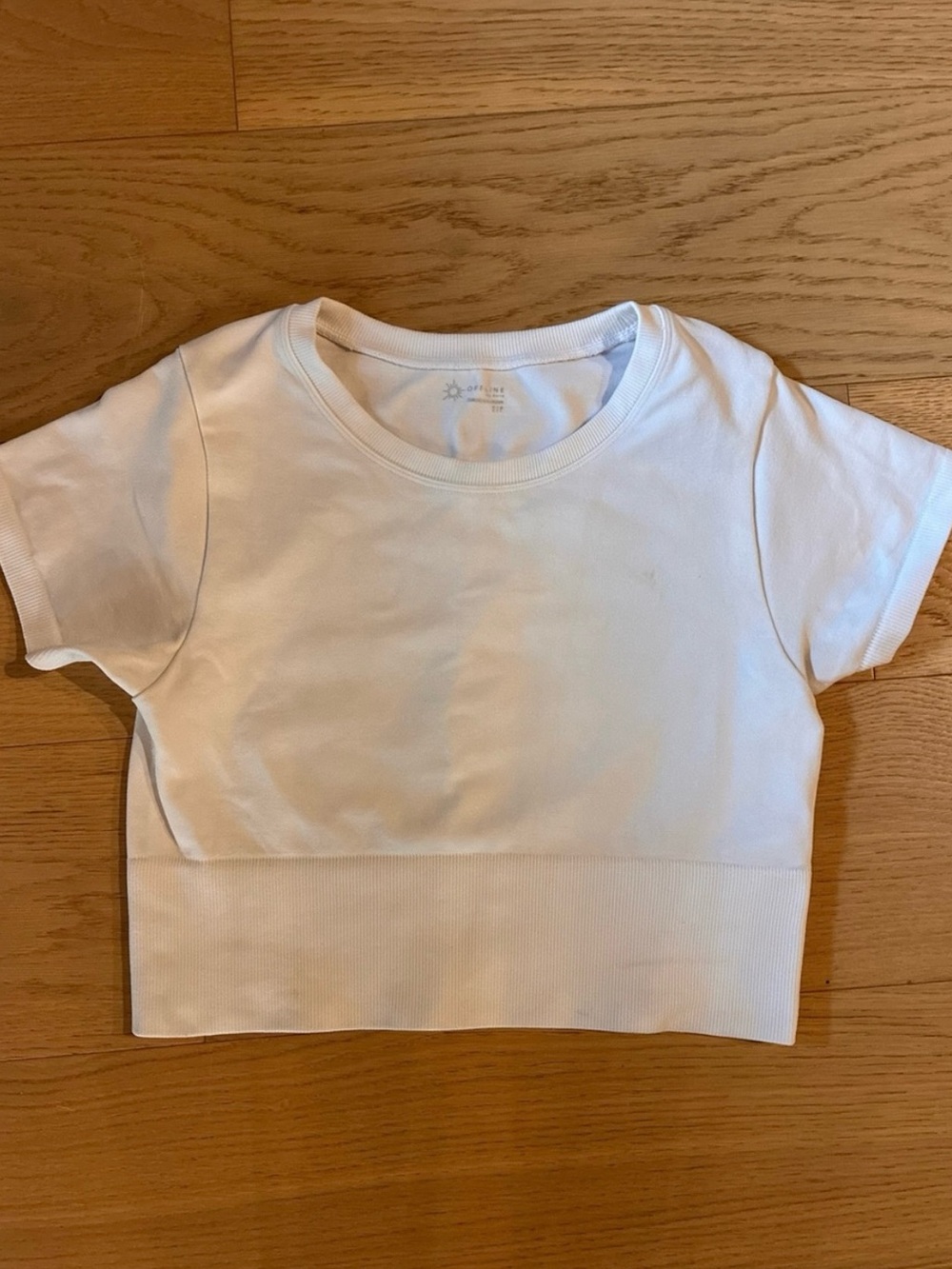 Aerie Cropped white workout top